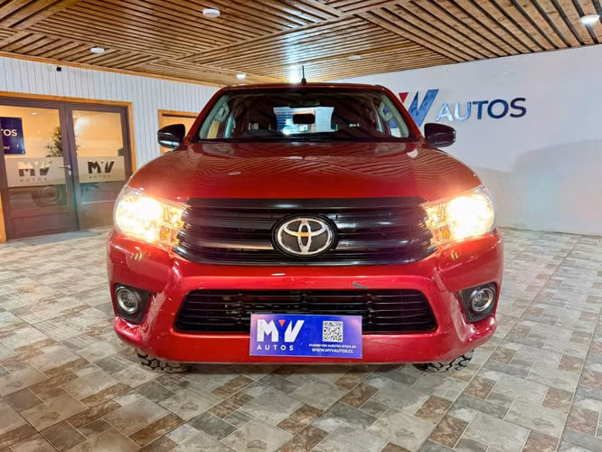 TOYOTA HILUX DX