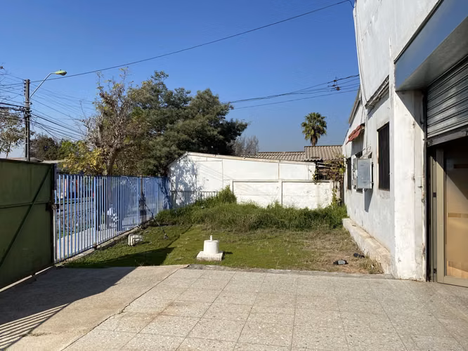 Peñaflor, Paño para desarrollo de servicios urbanos, 720mts., a pasos de la plaza principal