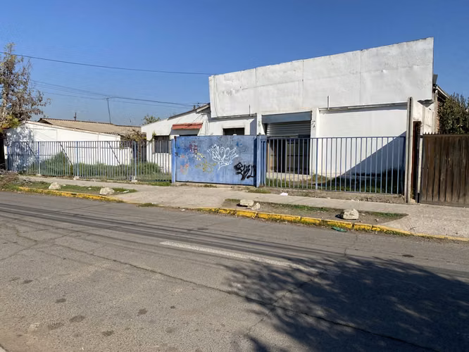 Peñaflor, Paño para desarrollo de servicios urbanos, 720mts., a pasos de la plaza principal