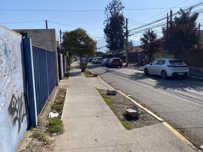 Peñaflor, Paño para desarrollo de servicios urbanos, 720mts., a pasos de la plaza principal