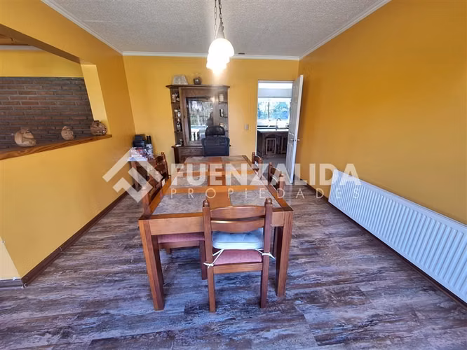 Casa en venta de 5 dorm. 4 ba en Talagante Colegio Trebulco