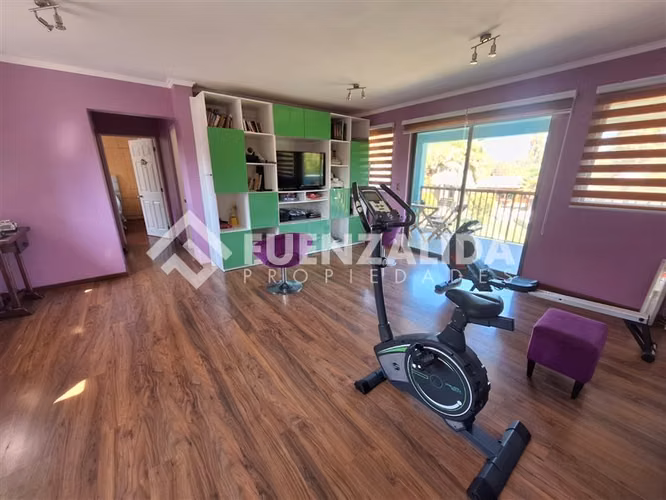 Casa en venta de 5 dorm. 4 ba en Talagante Colegio Trebulco