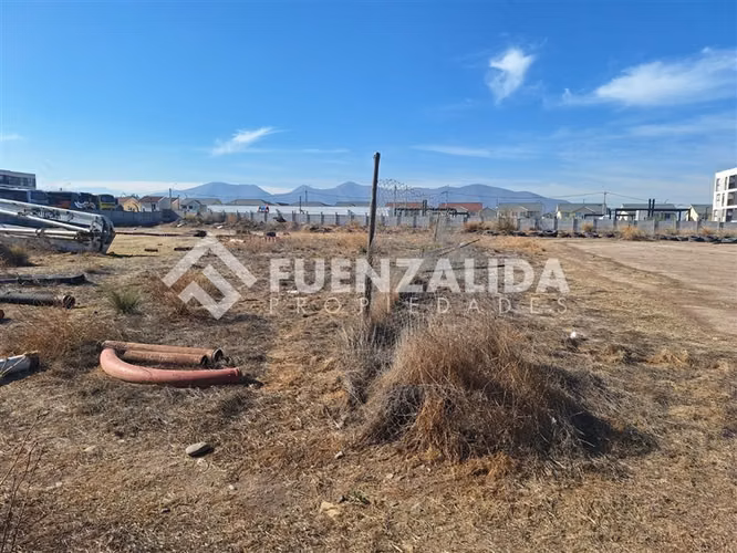 Estacionamiento en arriendo en Padre Hurtado