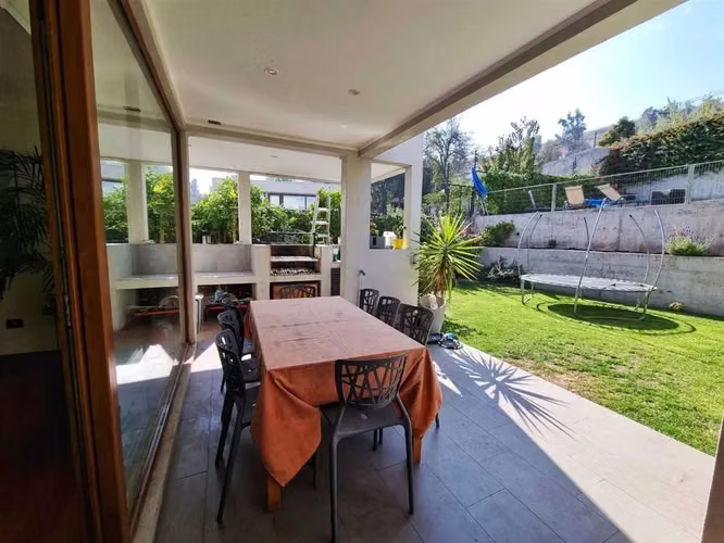 Preciosa casa Mediterranea en condominio (164139)