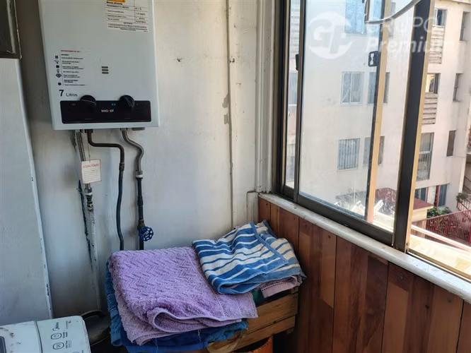 DPTO venta 1533UF de 2 dorm 1 baño. en Estación Central