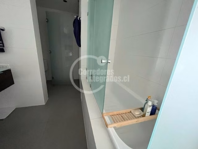 Casa en venta de 5 dorm. en Santo Domingo