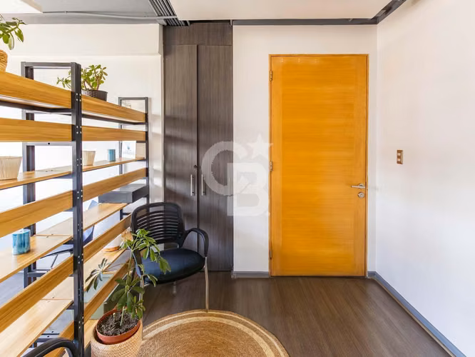 Oficina en Venta, 3 Privados + Espacio Común