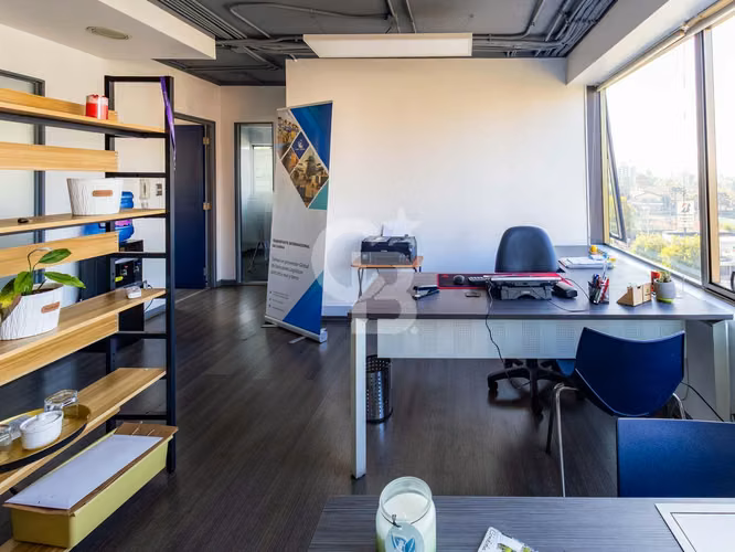 Oficina en Venta, 3 Privados + Espacio Común