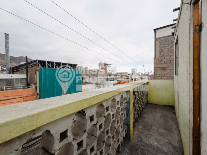 SE VENDE LOCAL COMERCIAL – CAPITÁN CARLOS CONDELL