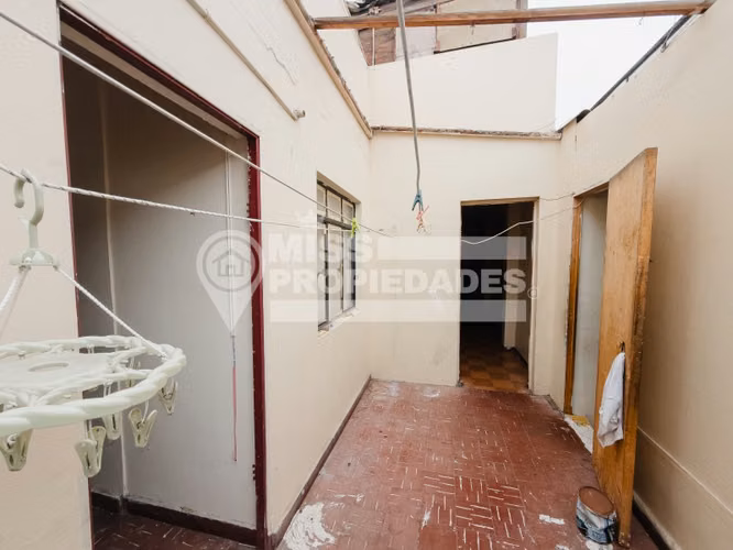 SE VENDE LOCAL COMERCIAL – CAPITÁN CARLOS CONDELL
