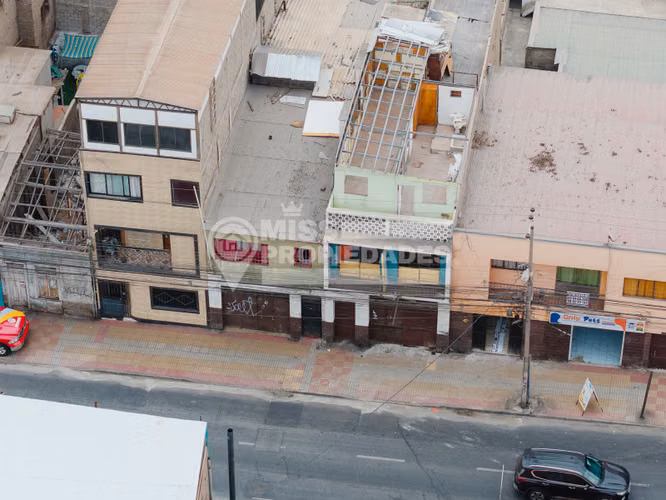 SE VENDE LOCAL COMERCIAL – CAPITÁN CARLOS CONDELL