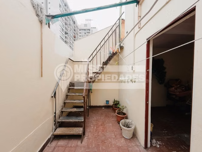 SE VENDE LOCAL COMERCIAL – CAPITÁN CARLOS CONDELL