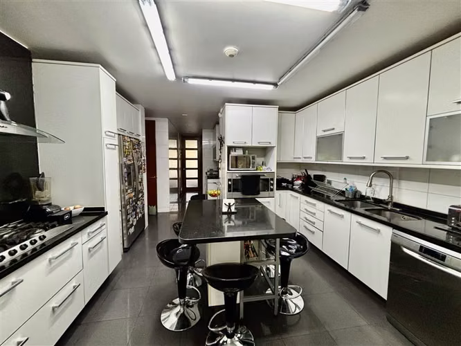 Departamento en venta de 5 dorm. en Lo Barnechea - Imagen 22