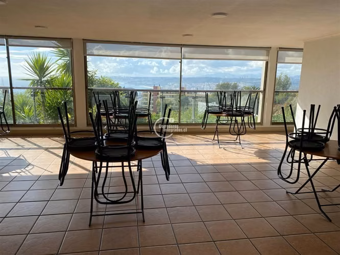 Venta Departamento Viña del Mar, condominio 3 dorm. 2 baños.