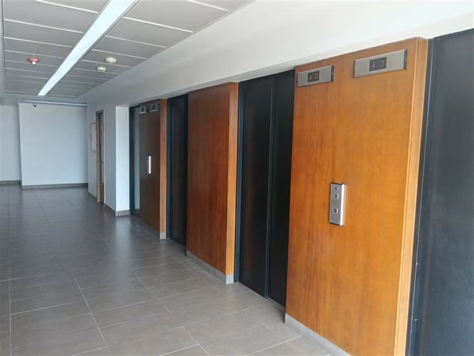 Oficina en venta en Las Condes PREMIUM / 7 ESTACIONAMIENTOS