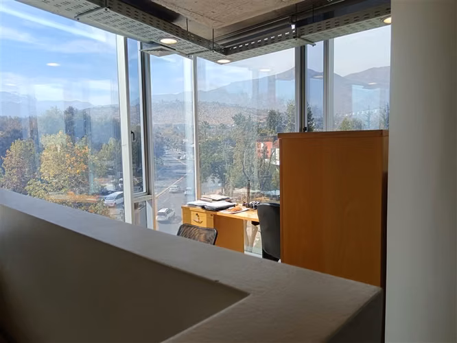 Oficina en venta en Las Condes PREMIUM / 7 ESTACIONAMIENTOS