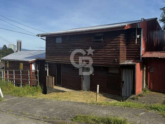 Venta de casona en Calle Balmaceda/Puerto Montt.