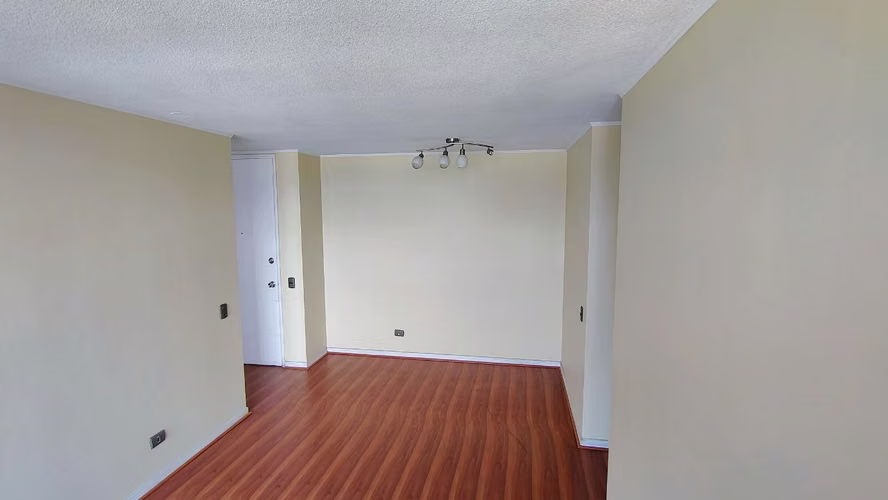 DEPARTAMENTO EN VENTA DE 3 DORMITORIOS Y ESTACIONAMIENTO