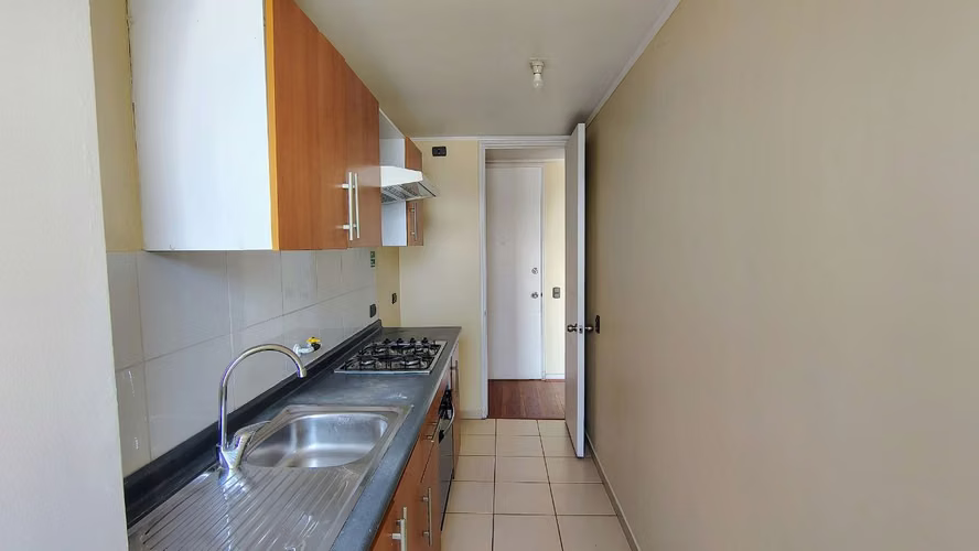 DEPARTAMENTO EN VENTA DE 3 DORMITORIOS Y ESTACIONAMIENTO