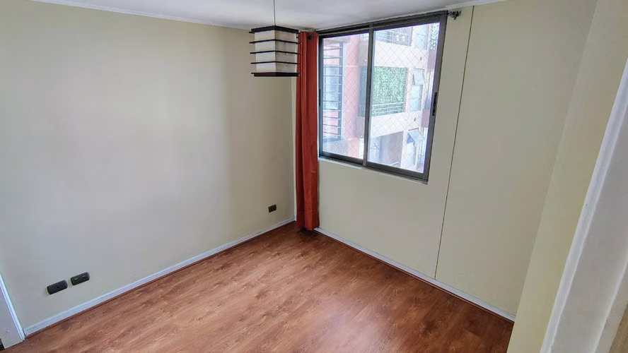 DEPARTAMENTO EN VENTA DE 3 DORMITORIOS Y ESTACIONAMIENTO