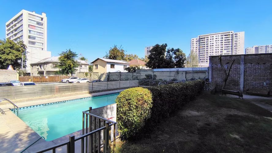 DEPARTAMENTO EN VENTA DE 3 DORMITORIOS Y ESTACIONAMIENTO