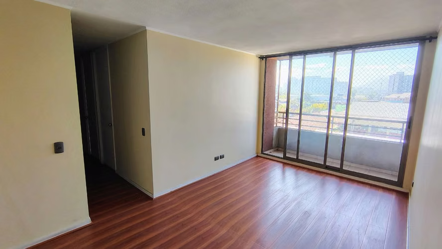 VENTA DEPARTAMENTO DE 3 DORMITORIOS Y ESTACIONAMIENTO