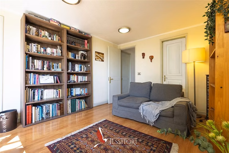 Departamento en venta de 3 dorm.y sala estar Metro Manquehue