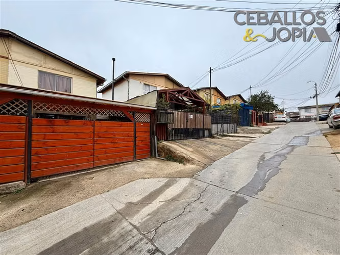 Casa en venta de 3 dorm. en Villa Alemana