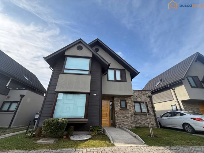 Casa arriendo San Andres del Valle Lomas San Sebastián Concepción