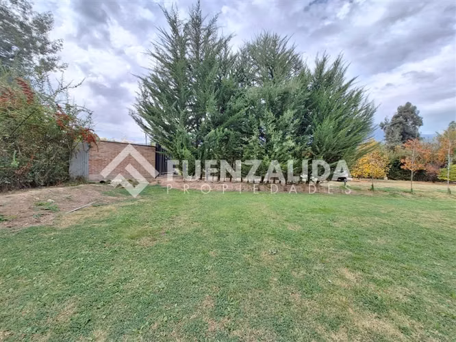 Parcela en arriendo en Pirque mm