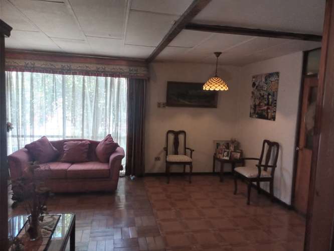 VENTA CASA 5 DORMITORIOS 2 BAÑOS - Imagen 3