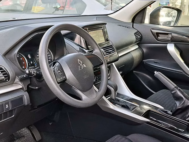 MITSUBISHI ECLIPSE CROSS 2023