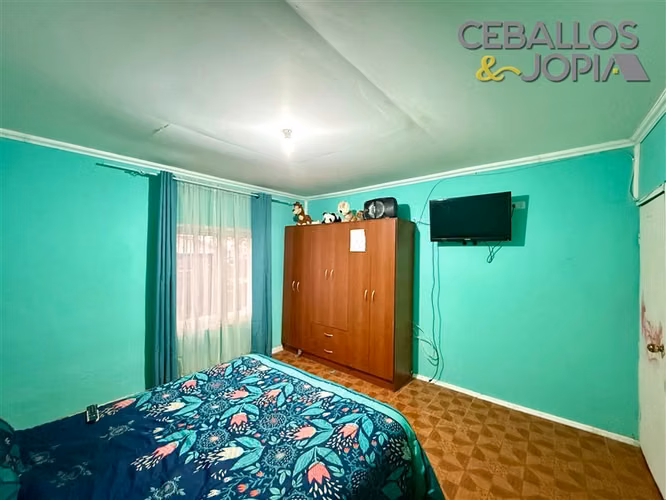 Casa en venta de 8 dorm. en Villa Alemana