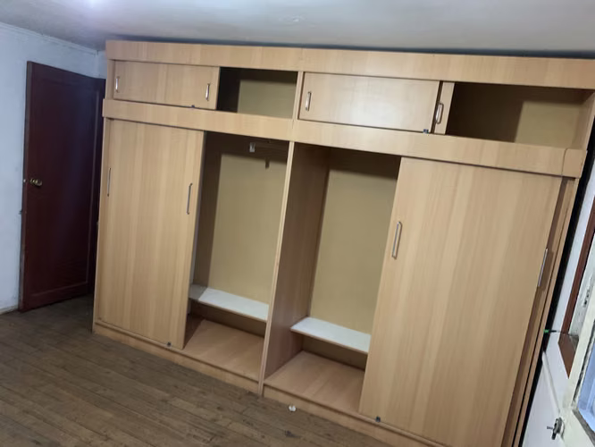 Arriendo Terreno con casa en mal estado de conservación, Comercial 1000 m2   $1.200.000.-