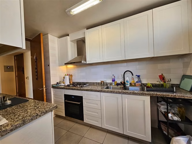 Departamento en venta de 3 dorm. 2 estacionam en Las Condes - Imagen 7