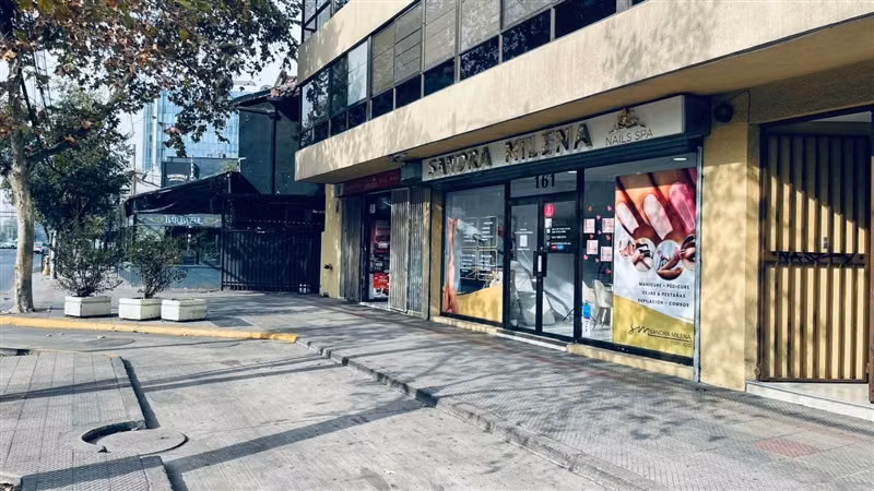Local Comercial en arriendo en Providencia - Imagen 10