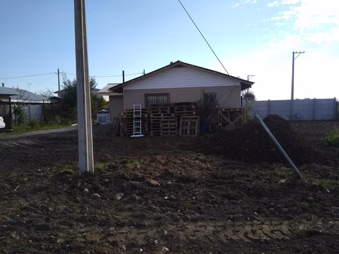 Casa con Terreno Amplio - Linares (164513)