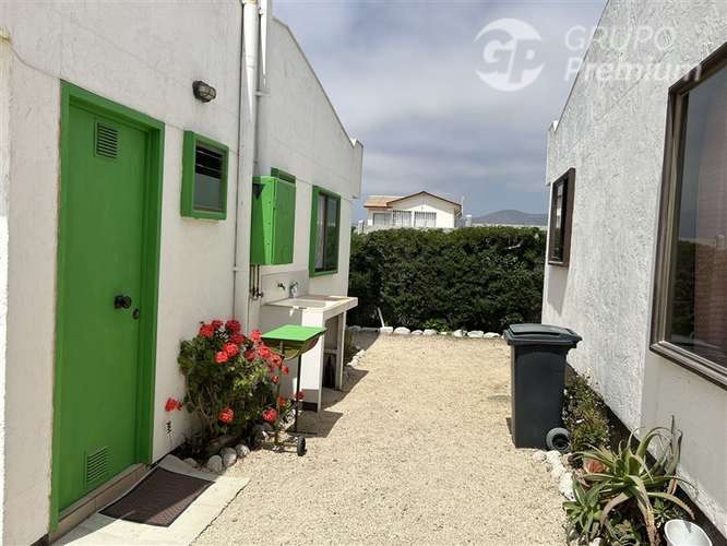VENTA TRES CABAÑAS PARA INVERTIR EN LA HERRADURA - Imagen 5