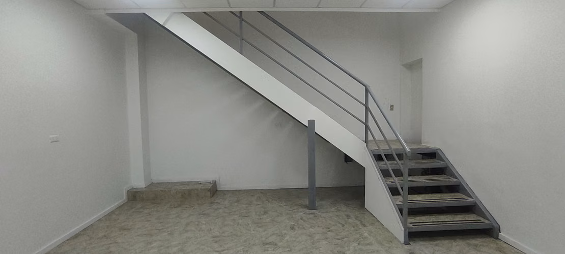 Se Arrienda Amplio Local Comercial En Paseo Estado - G. Del Rey | 190 M2 - Imagen 2
