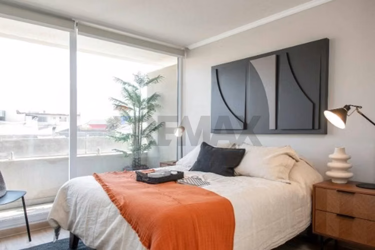Depto arriendo 1d+1b, metro lo ovalle
