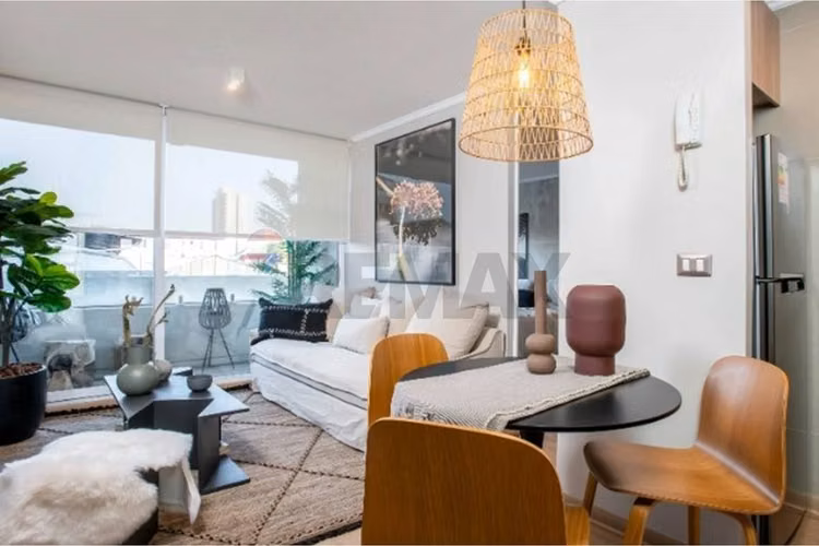Depto arriendo 1d+1b, metro lo ovalle