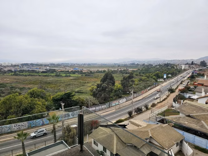 Depto 3D/2B con piscina y vista al humedal en Coquimbo