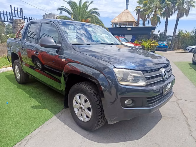 Volkswagen Amarok 4x2 MT DIESEL (2013)