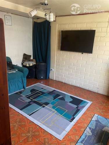 Casa en venta 3D+1B+est.. en Coronel