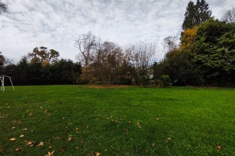 Hermosa y renovada casa Condominio Miraflores 5D 4B Valdivia