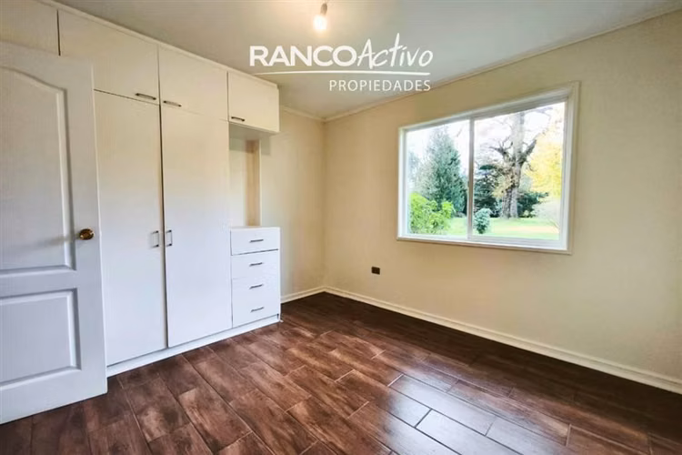 Hermosa y renovada casa Condominio Miraflores 5D 4B Valdivia