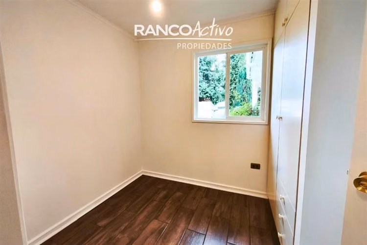 Hermosa y renovada casa Condominio Miraflores 5D 4B Valdivia