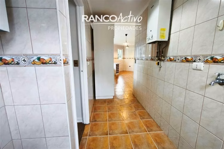 Hermosa y renovada casa Condominio Miraflores 5D 4B Valdivia
