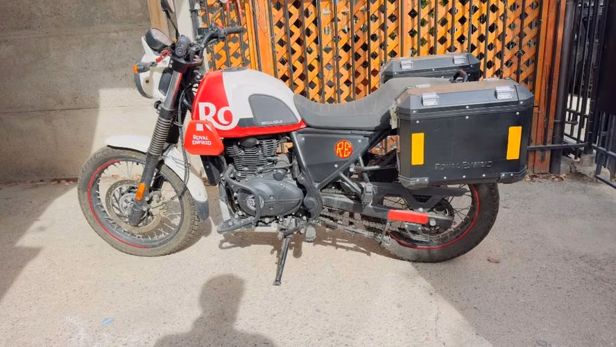 Motocicleta Royal Enfield Scram 411