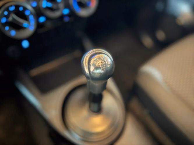 TOYOTA HILUX DX